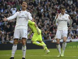 Bóng đá - Ronaldo lại "bức xúc" Bale ra mặt