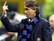 Bóng đá - Hy hữu: Mancini ngã ngửa vì &quot;dính đòn&quot; từ học trò