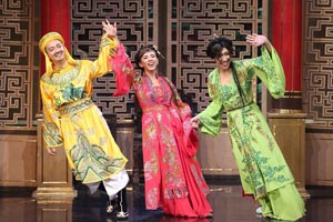 Phim - Trấn Thành giả gái "quyến rũ" Ngô Kiến Huy