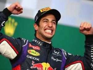 Thể thao - Những cái nhất F1 2014: Ricciardo vượt mặt Hamilton (P1)