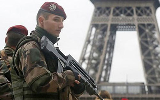 Al-Qaeda đe dọa nước Pháp sẽ còn phải trả giá
