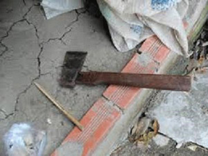 Pháp luật - Mâu thuẫn gia đình, chồng dùng búa sát hại vợ con