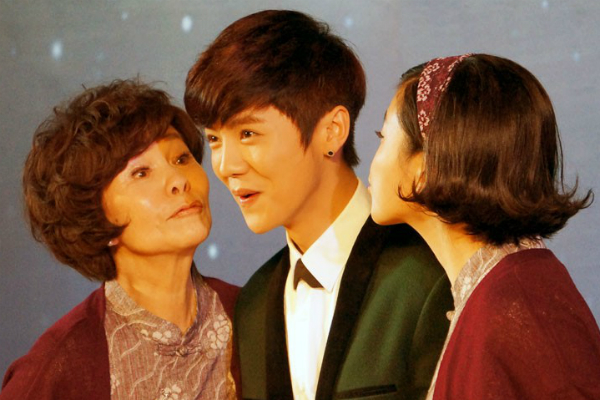 Phim - Sức hút "sao nam xinh nhất EXO" trong Trở lại tuổi 20