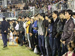 Bóng đá - HAGL lại lo vỡ sân Pleiku khi CĐV Thanh Hoá "đổ bộ"