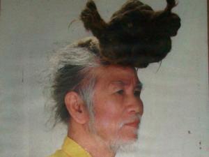 Phi thường - kỳ quặc - Những "dị nhân" Việt có mái tóc kỳ lạ
