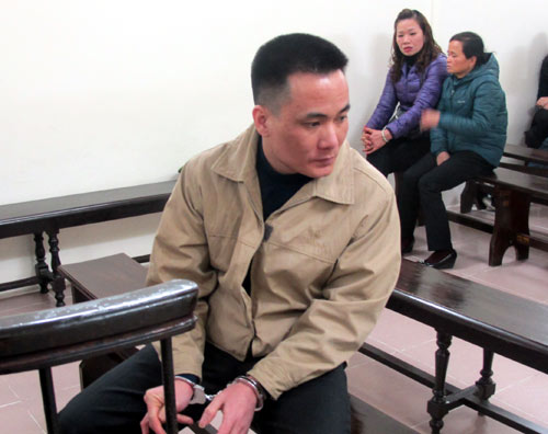 Pháp luật - HN: Án chồng án cho đối tượng đấu súng trên phố Xã Đàn