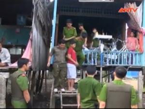 Video An ninh - Đột kích “bản doanh” ma túy đá tại An Giang