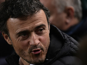 Bóng đá - HLV Enrique bênh học trò, "đá xoáy" các đội bóng khác