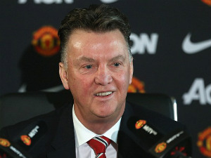 Bóng đá - Mặc chỉ trích, Van Gaal quyết trung thành với 3-5-2