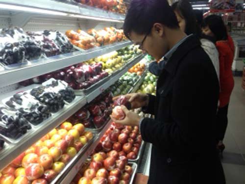 Thị trường - Tiêu dùng - Sẽ kiểm tra kho của 20 doanh nghiệp nhập khẩu táo từ Mỹ