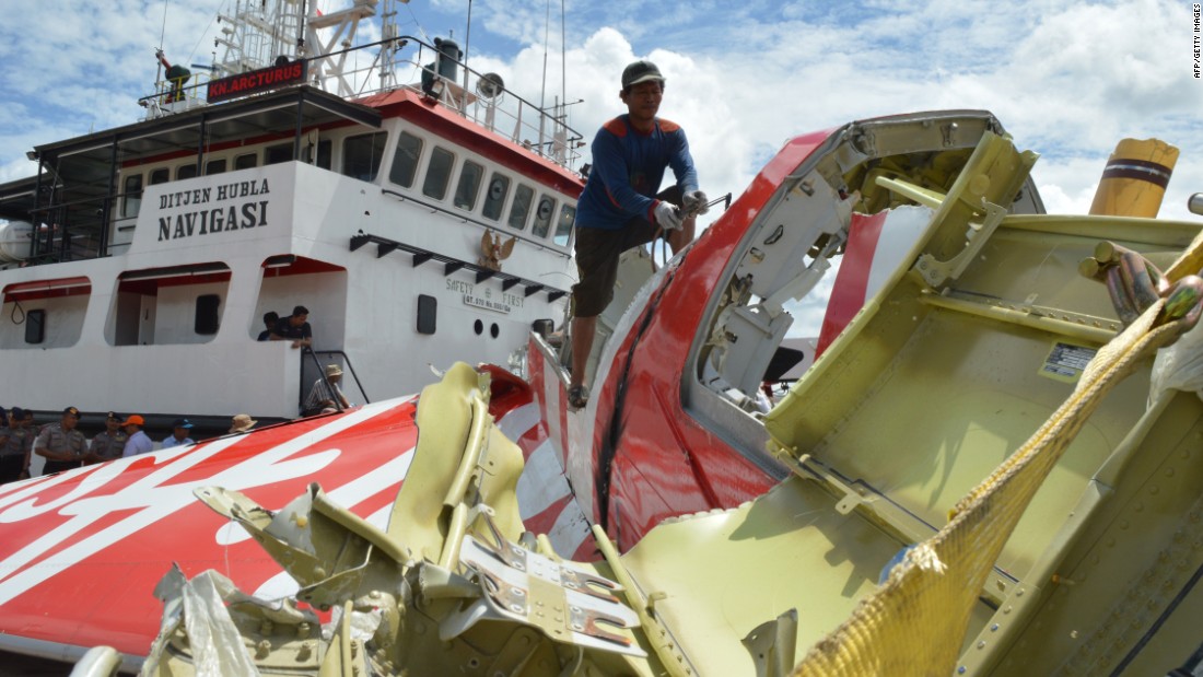 Indonesia bắt đầu chiến dịch trục vớt xác máy bay QZ8501