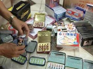 Pháp luật - Phát hiện xe chở thuốc kích dục không giấy tờ