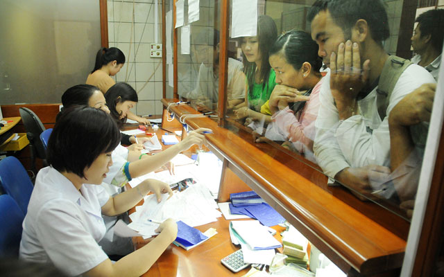 Sức khỏe đời sống - Bắt buộc mua thẻ bảo hiểm y tế theo hộ gia đình