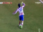 Bóng đá - Ném giày vào trọng tài, SAO Atletico thoát thẻ đỏ