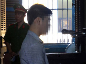 Pháp luật - Quan hệ với bé gái, ra tòa mới biết mình không phải người duy nhất