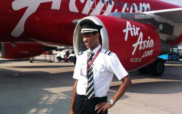 Tin tức trong ngày - Phi công QZ8501 tắt hệ thống máy tính trước khi gặp nạn?