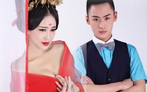 Xu hướng thời trang - Nam sinh Trung Quốc hóa trang Võ Tắc Thiên đẹp mê hồn