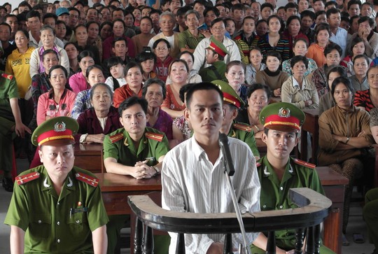 Pháp luật - Nghịch tử giết cha, ném xác phi tang lãnh án