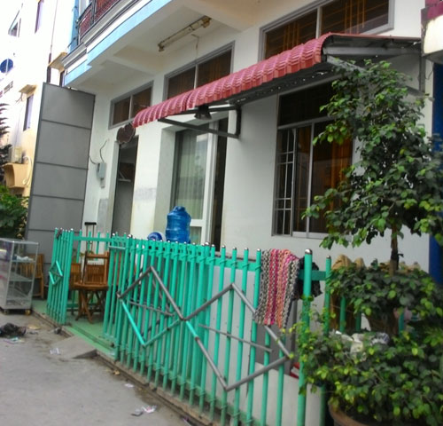 Pháp luật - Bắt 8 đối tượng bắt cóc người rồi cố thủ trong nhà