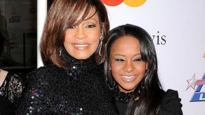 Ca nhạc - MTV - Con gái Whitney Houston lận đận “thoát bóng” của mẹ