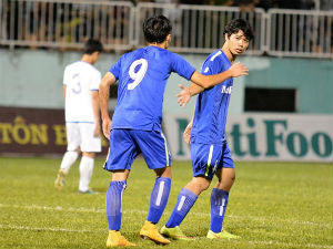 Bóng đá - Kỷ lục 50.000 vé/trận