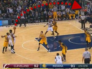 Thể thao - Cú ăn 4 điểm "hiếm có khó tìm" lịch sử bóng rổ