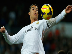 Bóng đá - Ronaldo: Bóng đá và gam màu cuộc sống