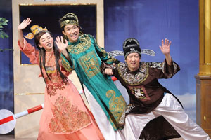 Phim - Trấn Thành "cưa cẩm" hoa hậu hài Thu Trang