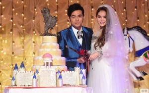 Ca nhạc - MTV - Vợ Châu Kiệt Luân mặc váy gần 700 triệu tại lễ cưới lần 2
