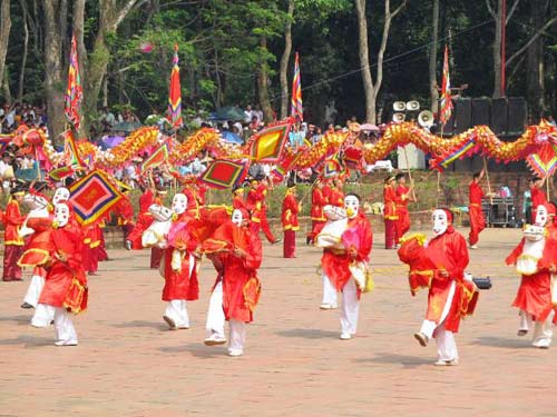Tin tức trong ngày - Thủ tướng yêu cầu giảm tần suất tổ chức lễ hội