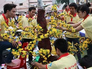 Bạn trẻ - Cuộc sống - Tết: “Cơ hội vàng” cho sinh viên kiếm tiền