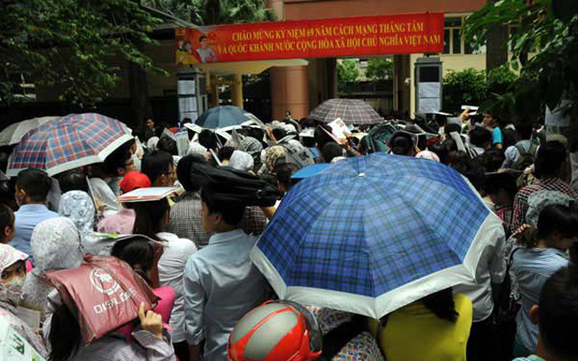 Tin tức trong ngày - Thủ tướng: Không tăng tổng biên chế đến hết năm 2016