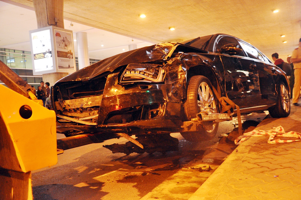Tin tức trong ngày - Chuyển CA TP.HCM điều tra vụ xe Audi tông chết người