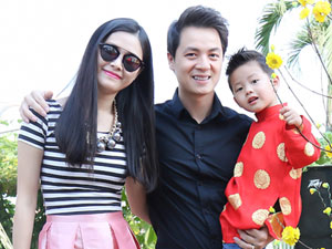 Ca nhạc - MTV - Gia đình Đăng Khôi đi chơi Xuân, xin chữ đầu năm