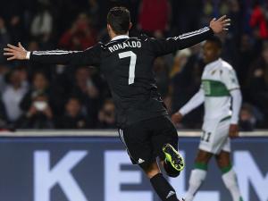 Bóng đá - Ronaldo: Sau Di Stefano chỉ còn lại Raul
