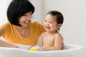 Sức khỏe đời sống - Lỗi đáng trách của mẹ làm suy giảm hệ miễn dịch ở trẻ