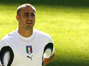 Bóng đá - Nghi trốn thuế, Cannavaro đối mặt 10 tháng tù