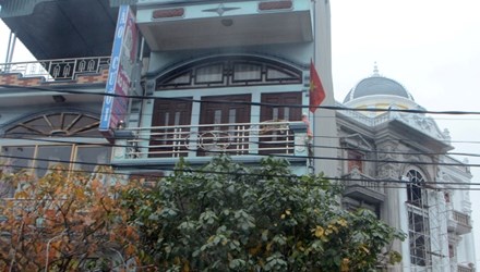 Pháp luật - Đâm đứt cổ bạn ngay tại mâm cỗ mừng thọ