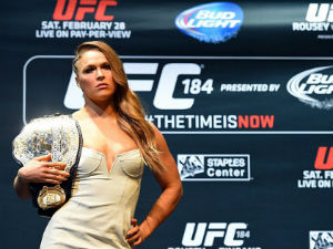 Thể thao - "Nữ hoàng" UFC được xem Mayweather-Pacquiao miễn phí