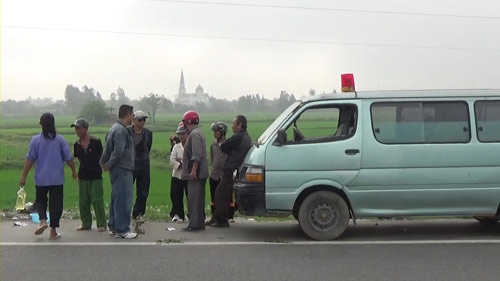 Tin tức trong ngày - Một người đàn ông bị ô tô cán chết trong đêm