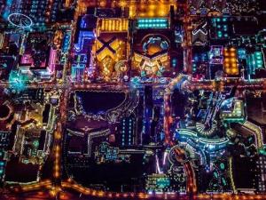 Ngắm “thành phố không ngủ” Las Vegas từ độ cao 2600 mét