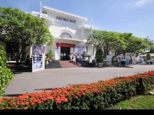 Tin tức Giáo dục - Thủ tướng ký quyết định thành lập trường Đại học Luật Huế