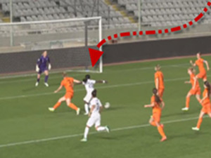 Bóng đá - Nữ tuyển Anh solo điệu nghệ như Ro "béo"