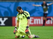 Bóng đá - Iker Casillas: Từ “Thánh” hóa tầm thường