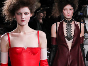 Xu hướng thời trang - Lãng mạn kiểu... kỳ lạ như Alexander McQueen