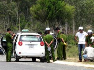 Video An ninh - Rộ nạn “hành khách” cướp xe taxi