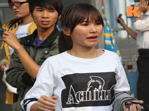 Bóng đá - Fan nữ như muốn khóc vì không có vé xem U23 VN