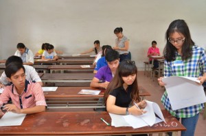 Tin tức trong ngày - Bộ GD-ĐT: Đề thi THPT Quốc gia chủ yếu ở lớp 12