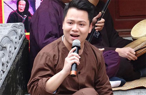 Bạn trẻ - Cuộc sống - Chàng trai 9X mang ví giặm tới Thủ đô