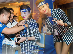 Người mẫu - Hoa hậu - Á hậu Huyền My diện sooc ngắn nổi giữa "rừng gươm"